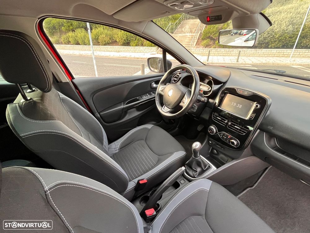 Renault Clio Sport Tourer 1.5 dCi Luxe - 25