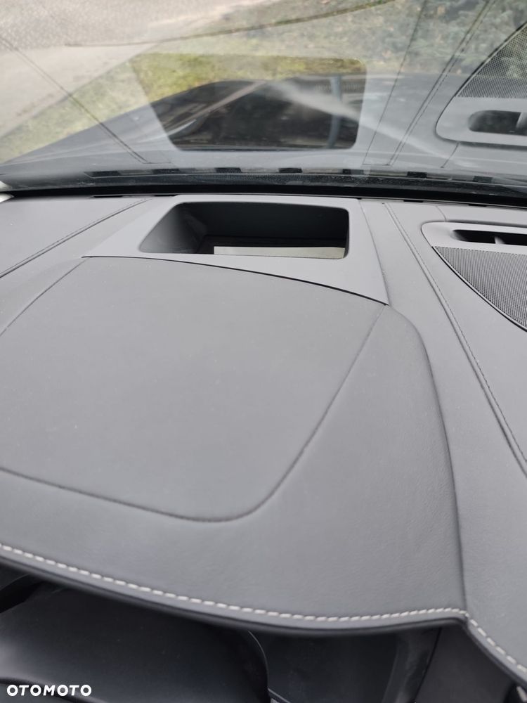 Volvo S90 D5 AWD Geartronic Inscription - 10