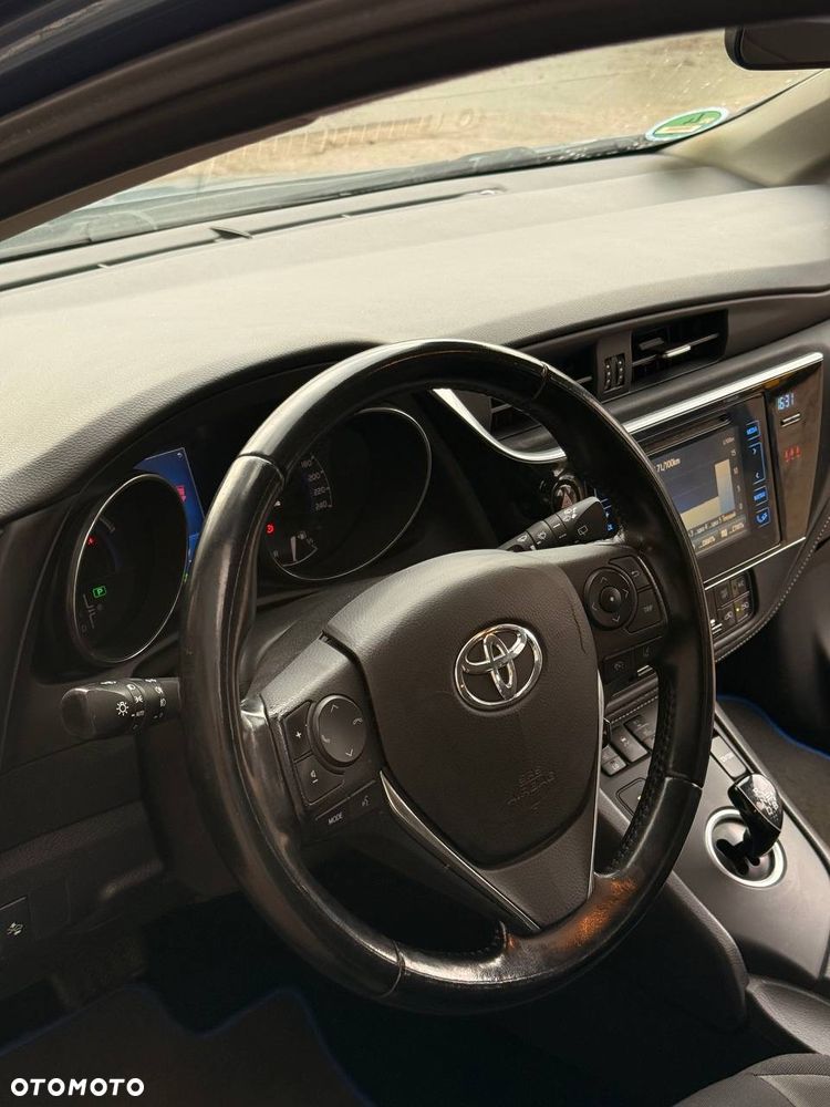 Toyota Auris Hybrid 135 Active - 10