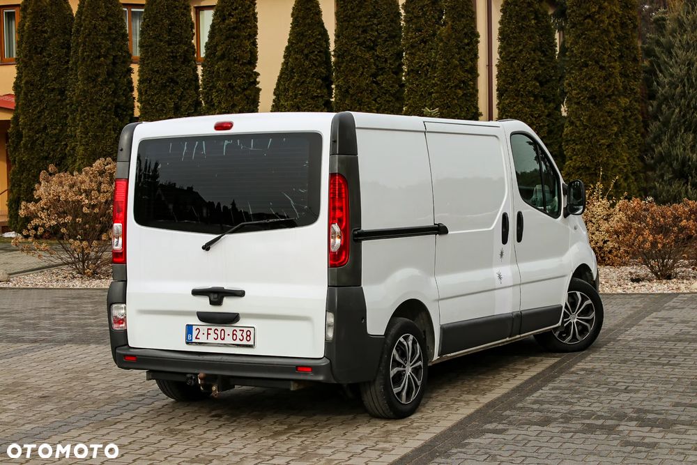 Renault Trafic - 8