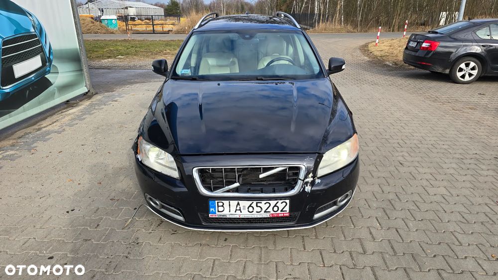 Volvo V70 - 1