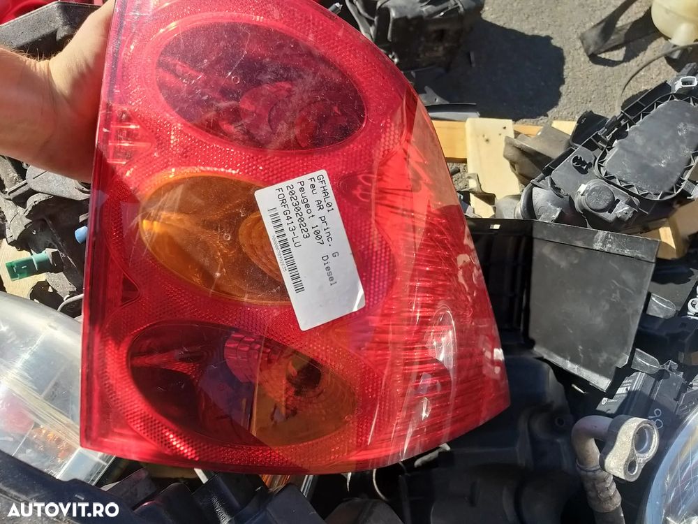 Stop Stanga cod: 89037228 pentru Peugeot 1007 din 2009 - 1