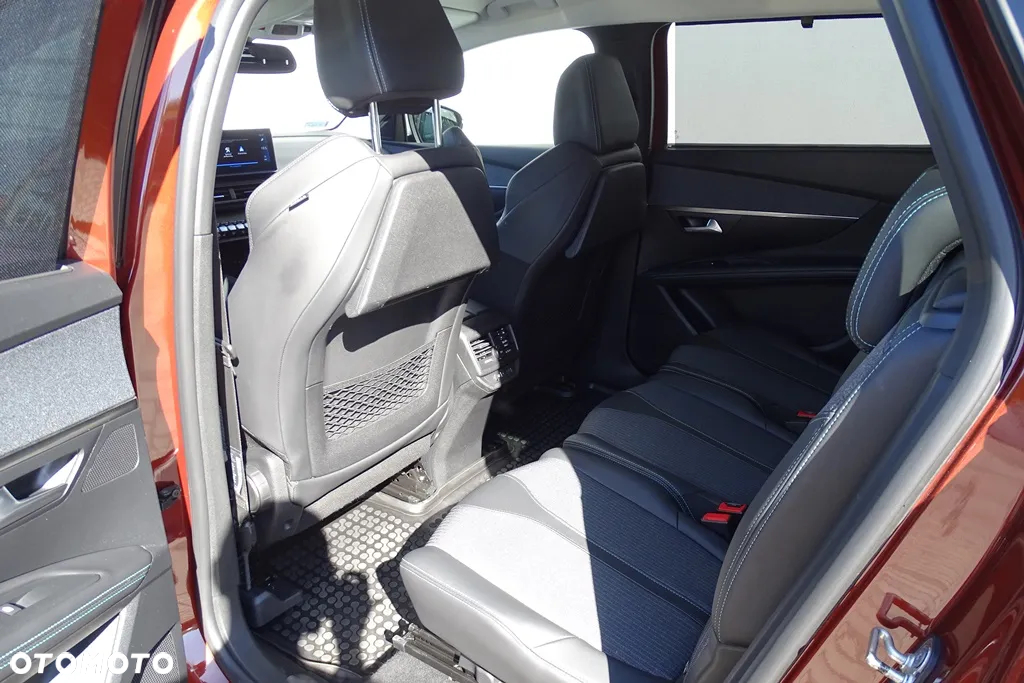 Peugeot 5008 2.0 BlueHDi Road Trip S&S EAT8 - 20