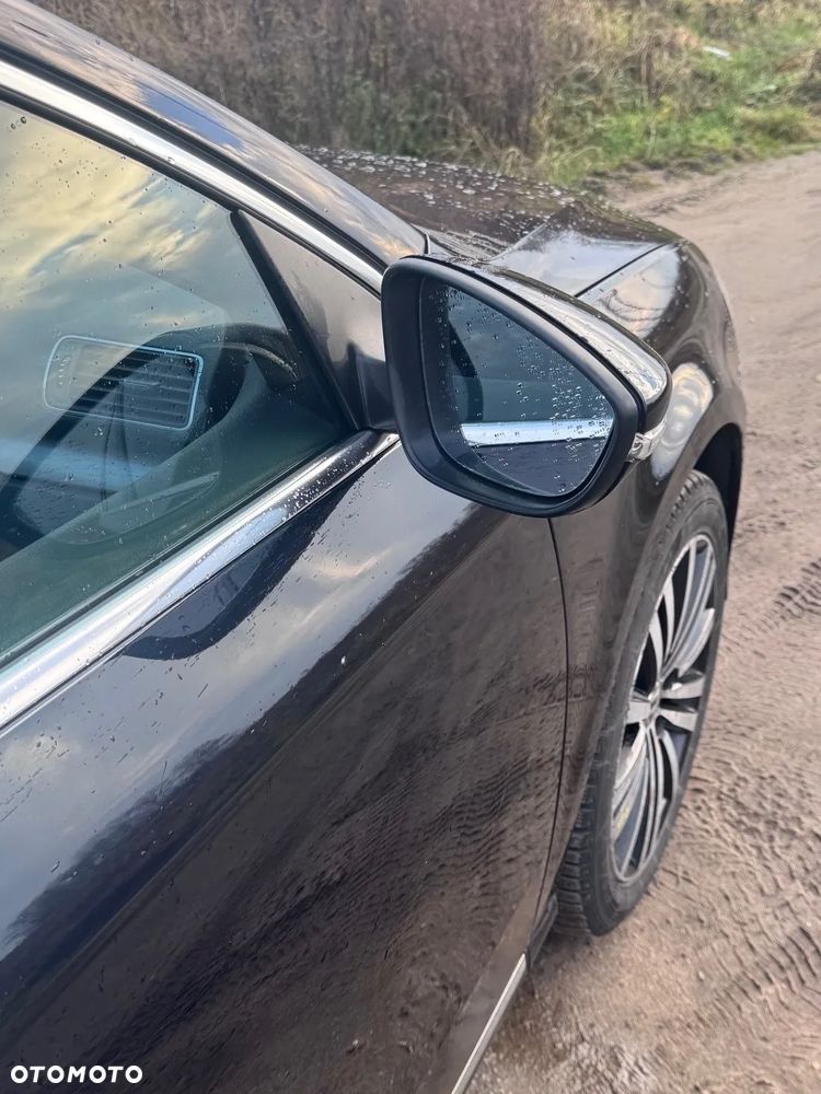 Volkswagen Passat 2.0 TDI Comfortline - 10