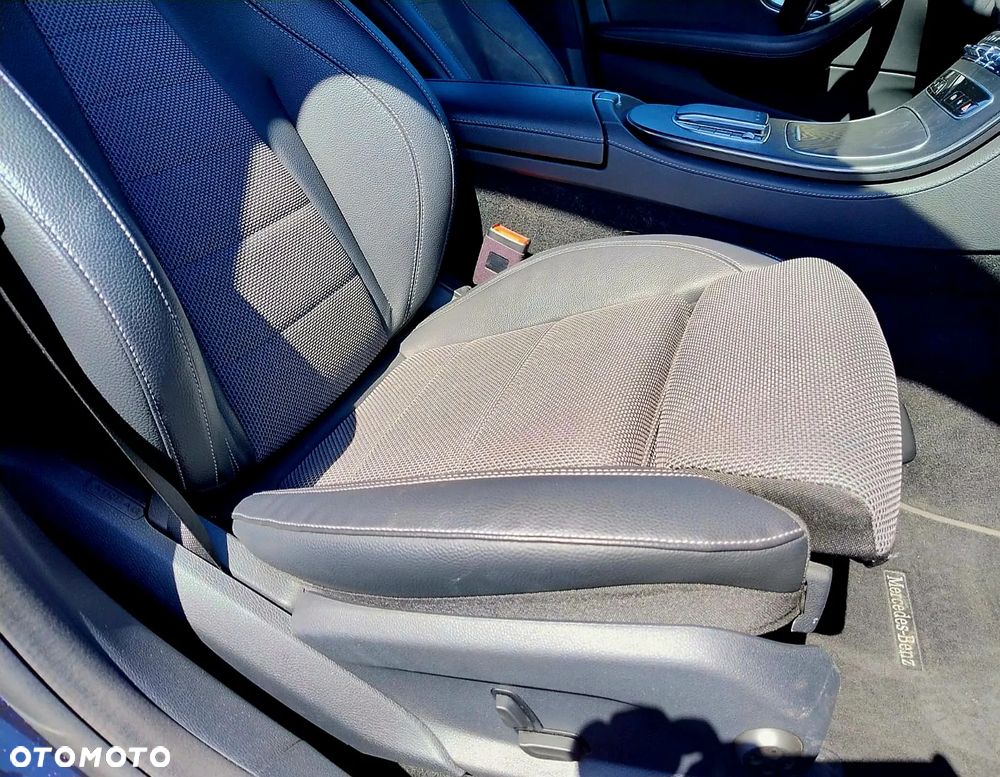 Mercedes-Benz Klasa E 220 d 4-Matic Avantgarde - 15