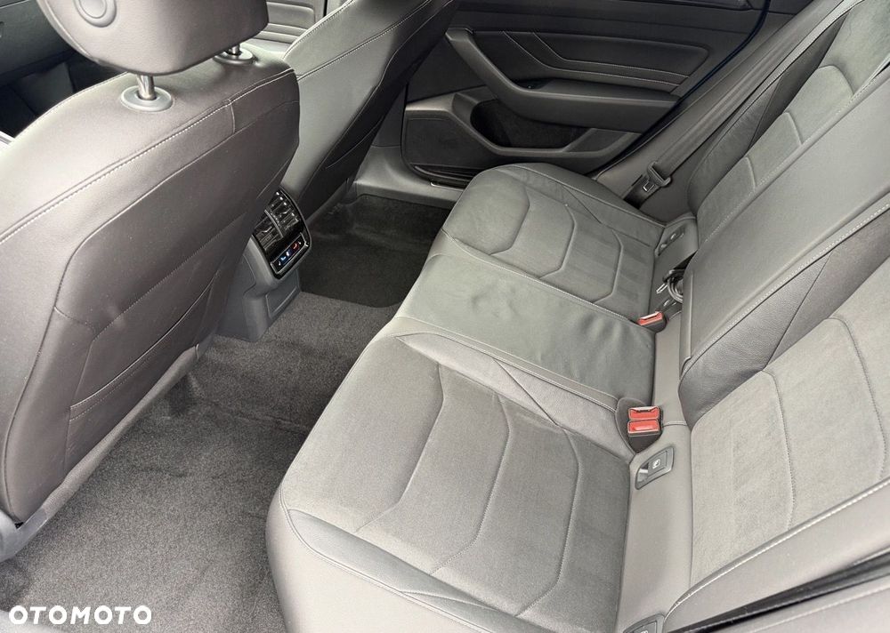 Volkswagen Arteon 2.0 TSI R-Line DSG - 20