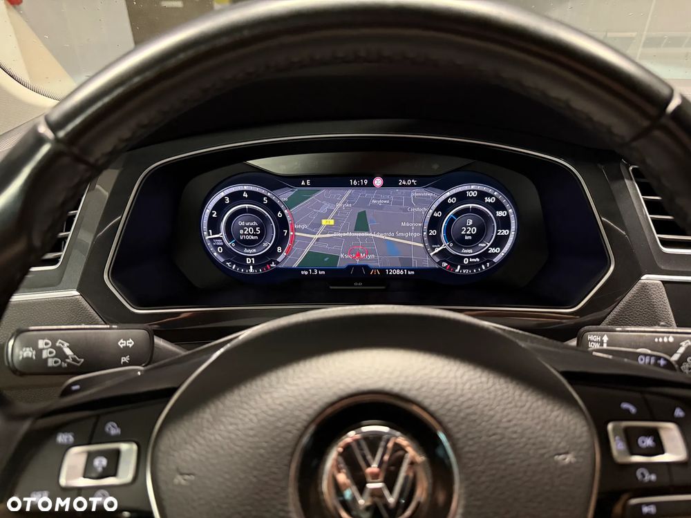 Volkswagen Tiguan - 23