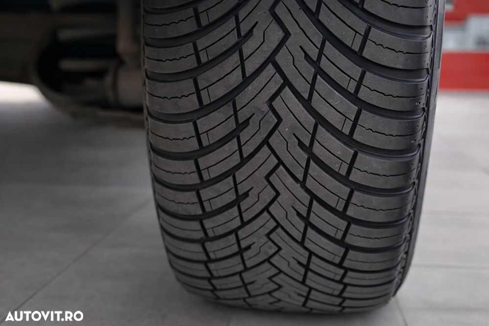 Dacia Logan TCe 90 Prestige - 12