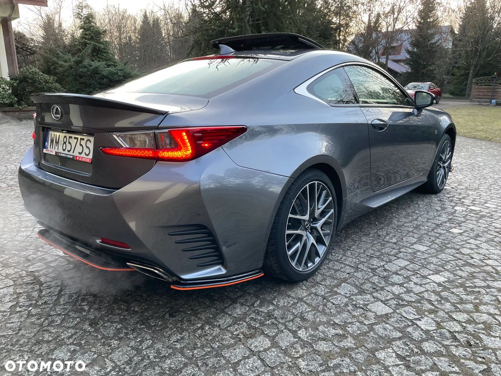 Lexus RC - 6