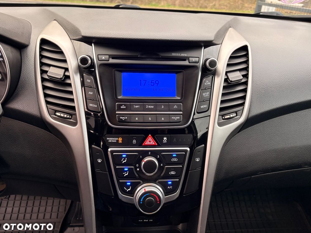 Hyundai i30 1.4 Comfort - 26