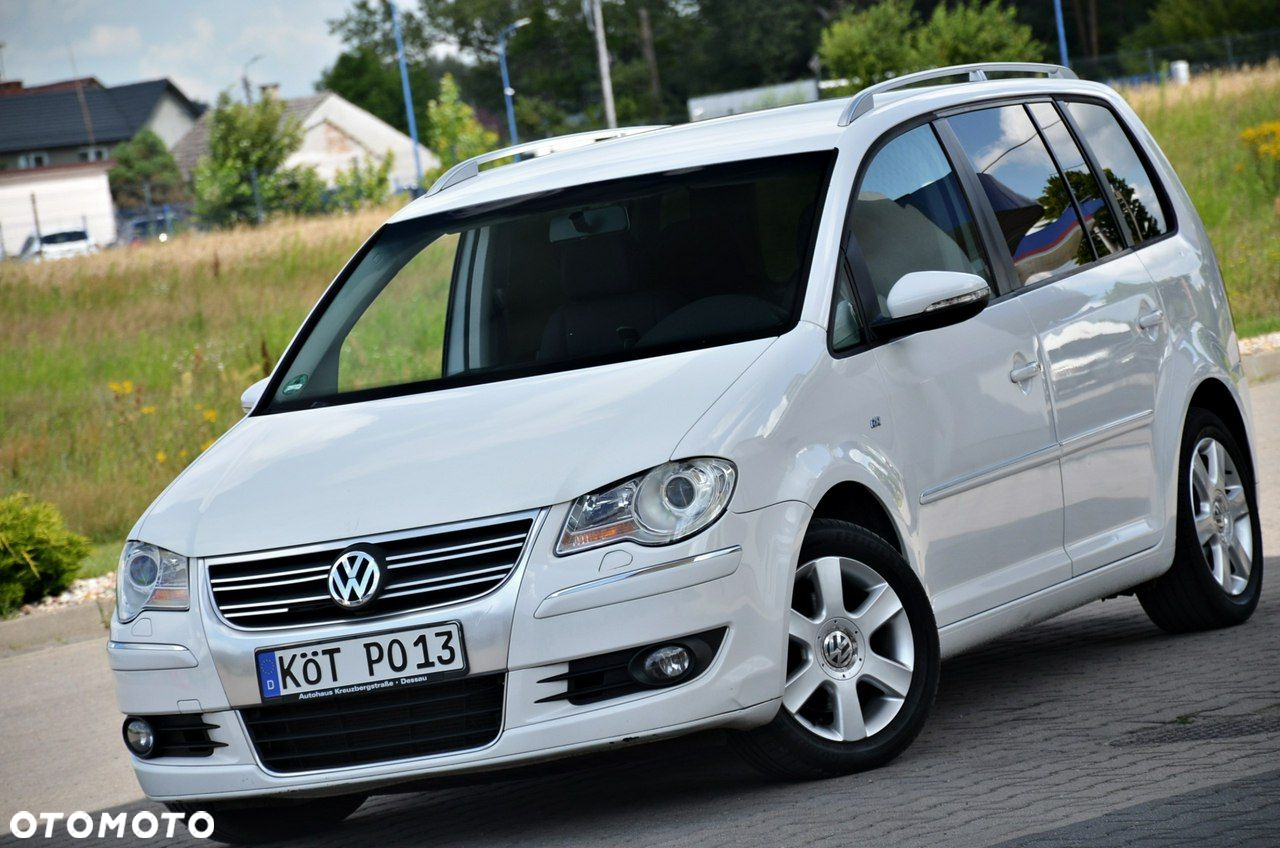 Volkswagen Touran - 5