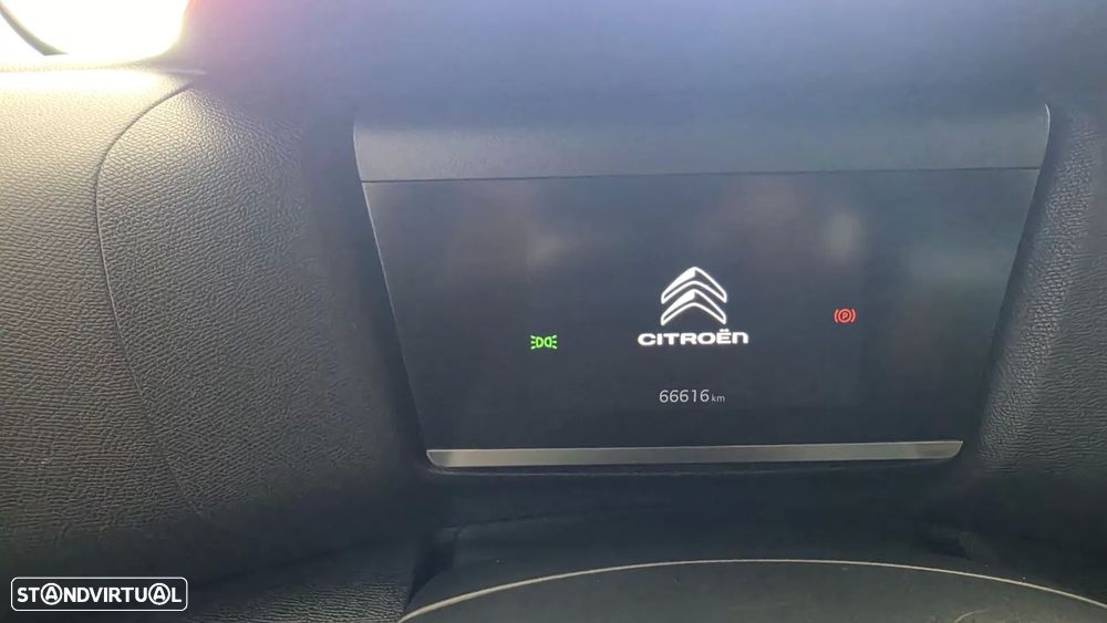Citroën e-C4 50 kWh Feel - 38