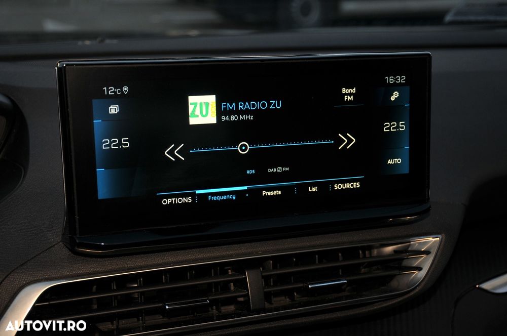 Peugeot 3008 PureTech 130 Stop & Start GPF EAT8 Active Pack - 26