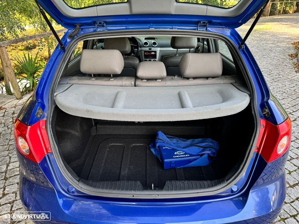 Chevrolet Lacetti 1.4 SX - 11