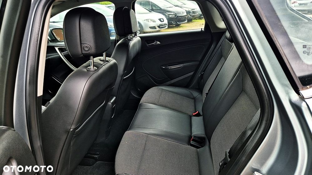 Opel Astra 1.6 Cosmo - 31