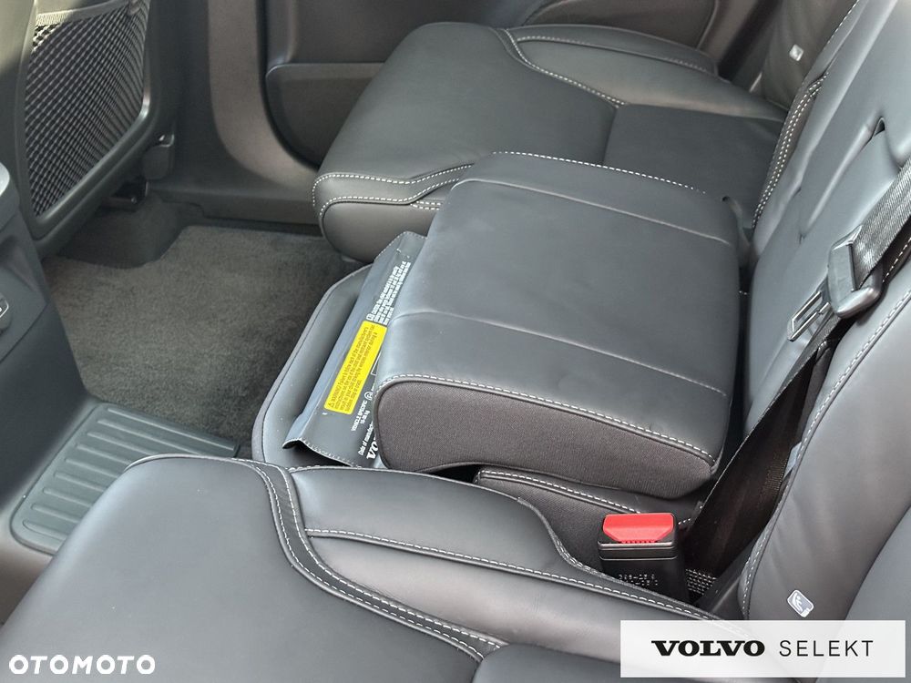 Volvo XC 90 - 37
