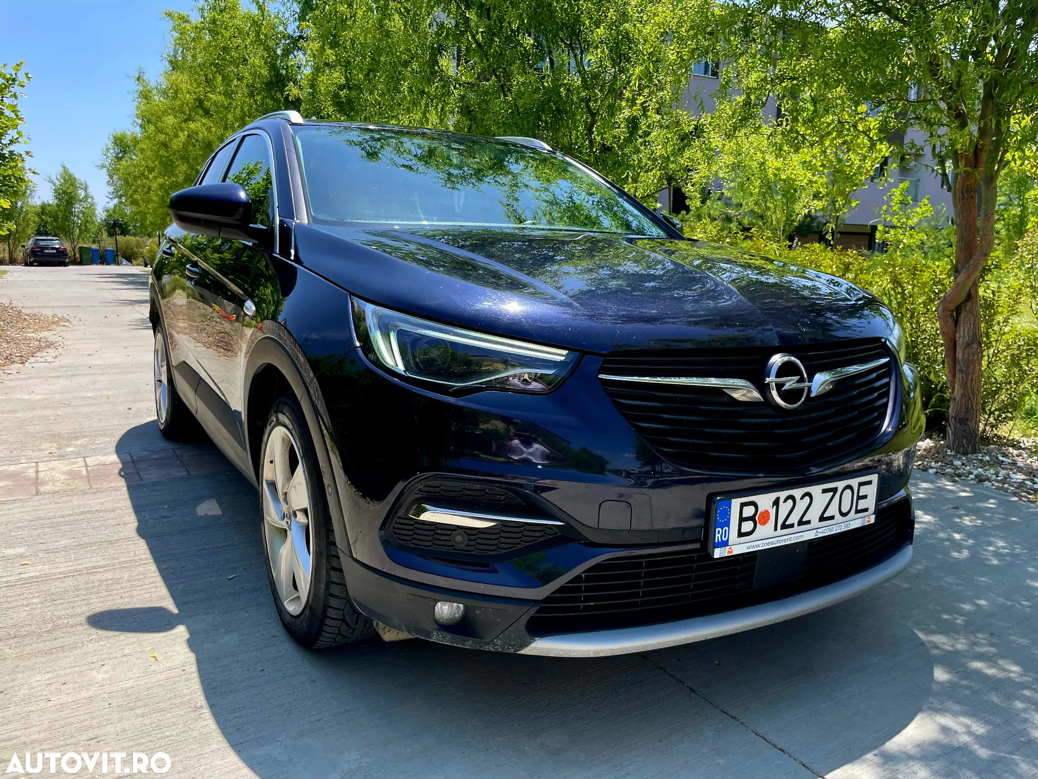 Opel Grandland X 1.2 Turbo START/STOP Aut. Innovation - 3