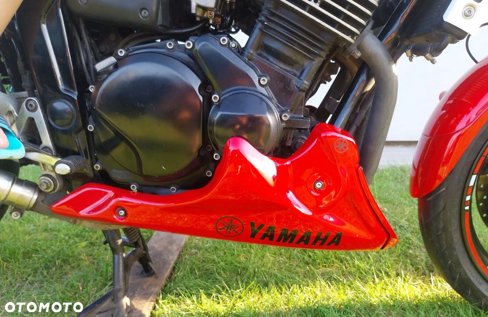 Yamaha FZS - 15