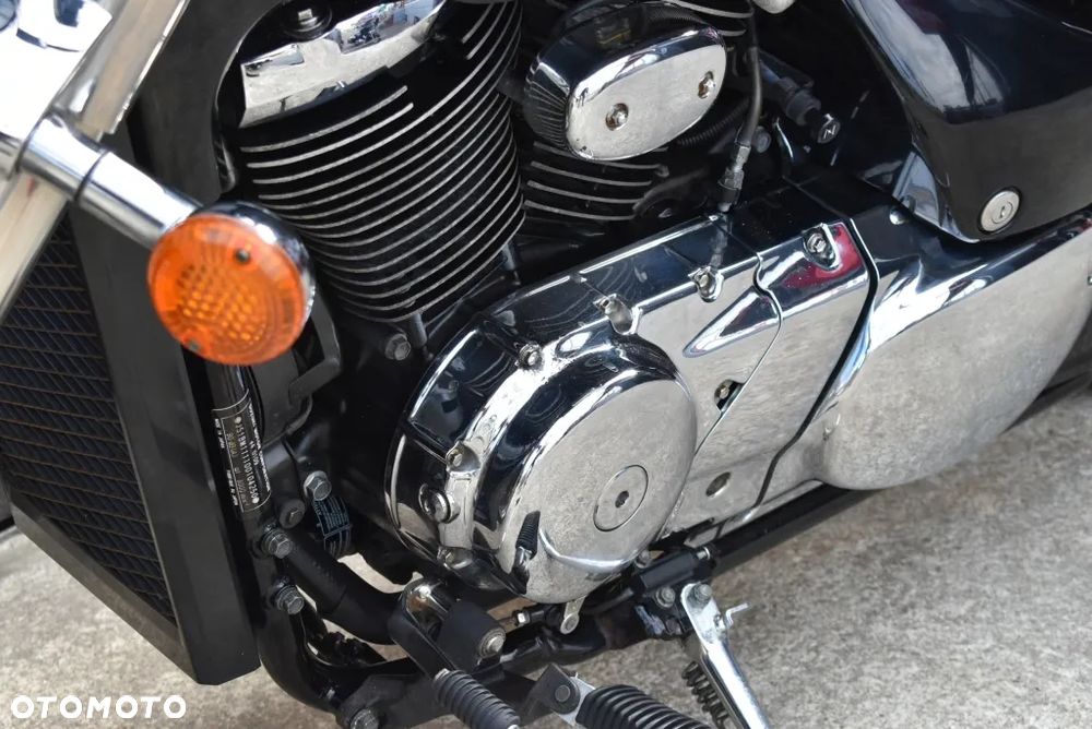 Suzuki VL 800 Volusia - Boulevard C50 - 23
