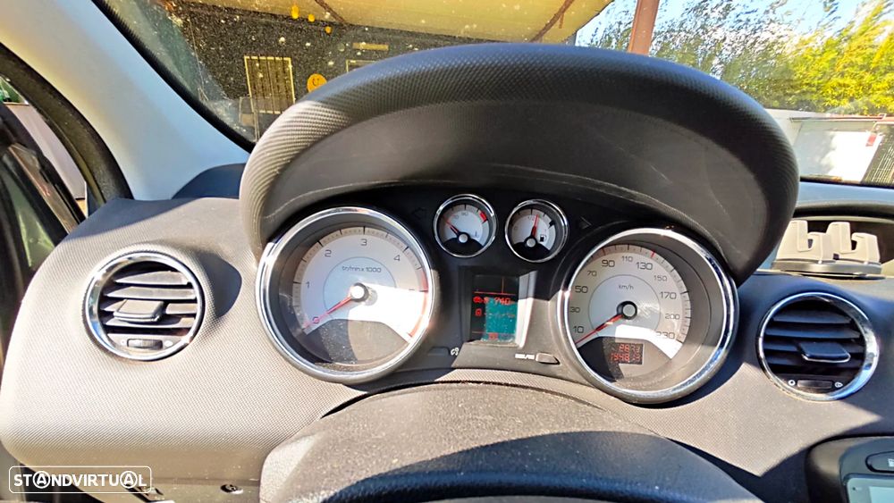 Peugeot 308 1.6 HDi Executive - 8