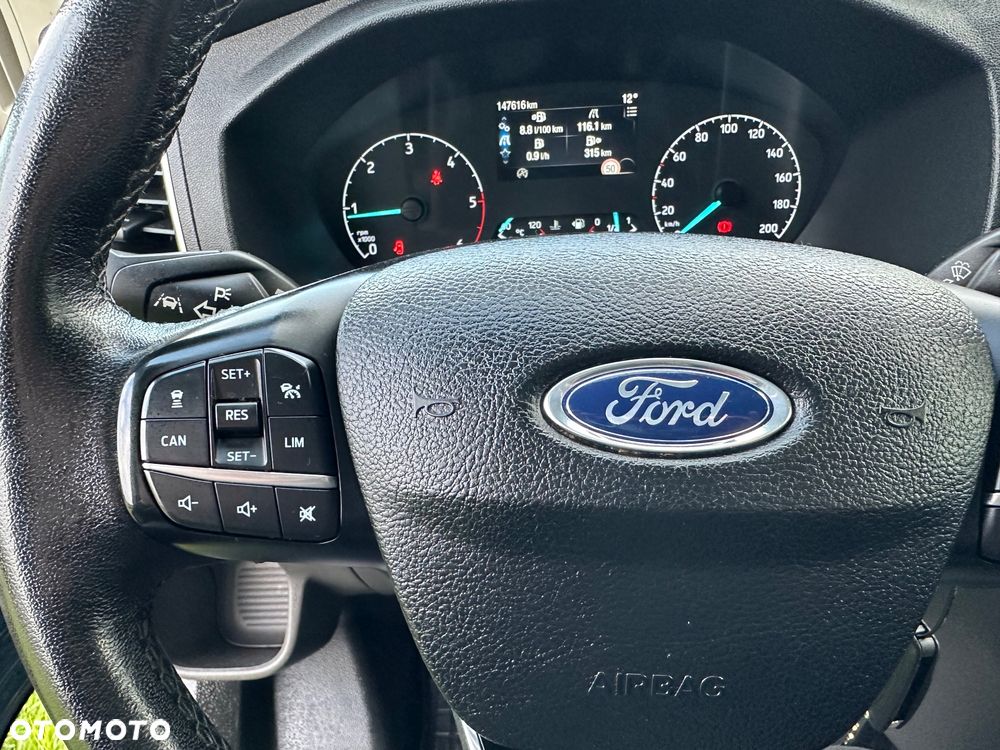 Ford Transit - 12