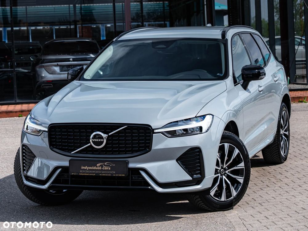 Volvo XC 60 B4 B Plus Dark - 2