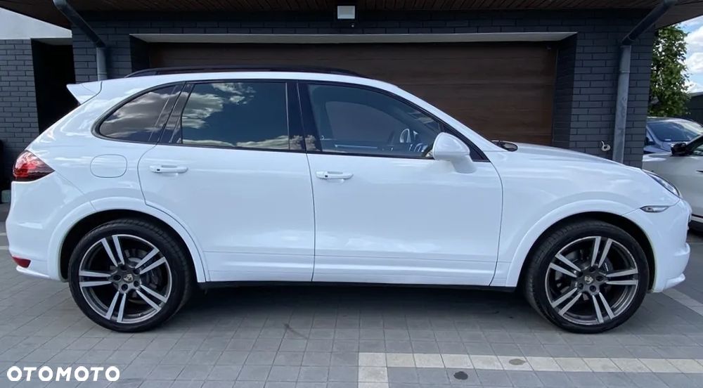 Porsche Cayenne Diesel Platinum Edition - 14