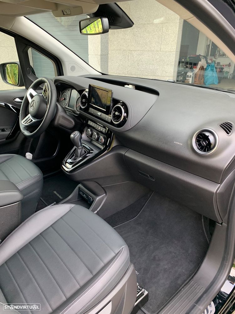 Mercedes-Benz T 180 d Auto Progressive - 11