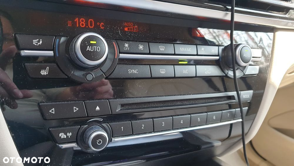BMW X5 xDrive25d - 16