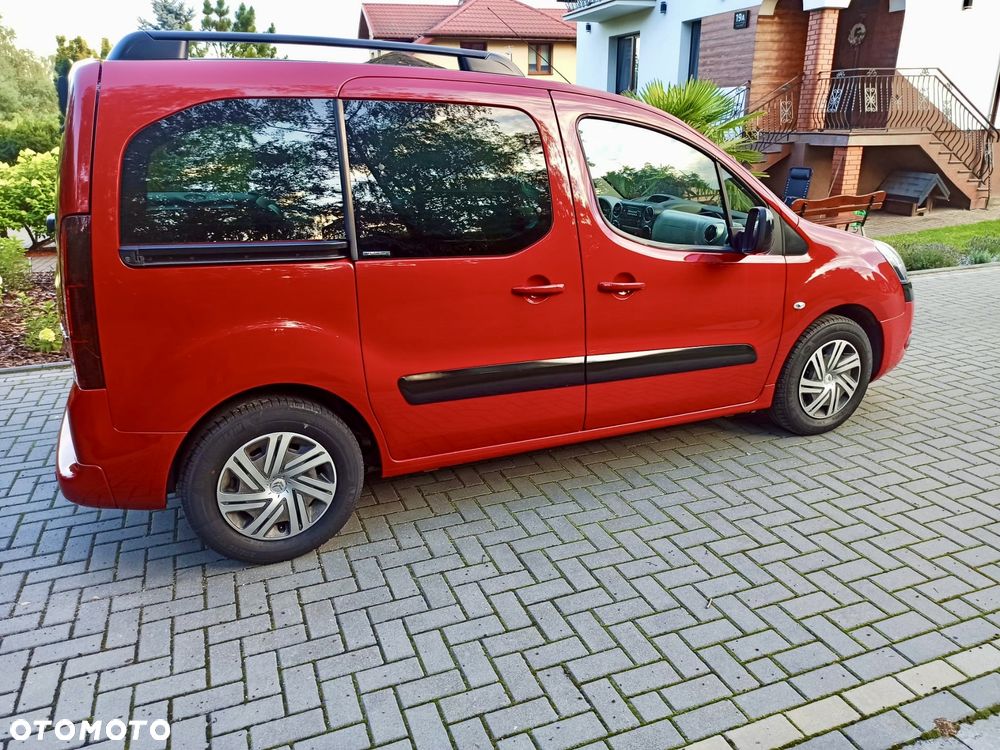 Citroën Berlingo Multispace e-HDi 90 FAP EGS6 Exclusive - 11