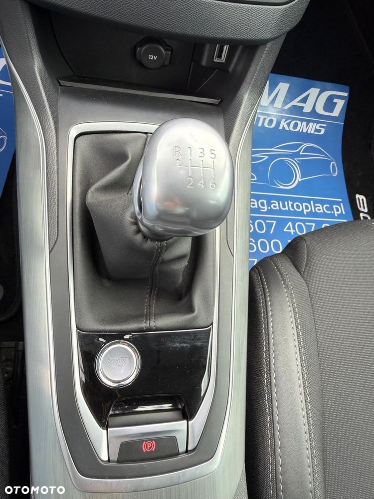 Peugeot 308 BlueHDi 130 Stop & Start Allure - 24