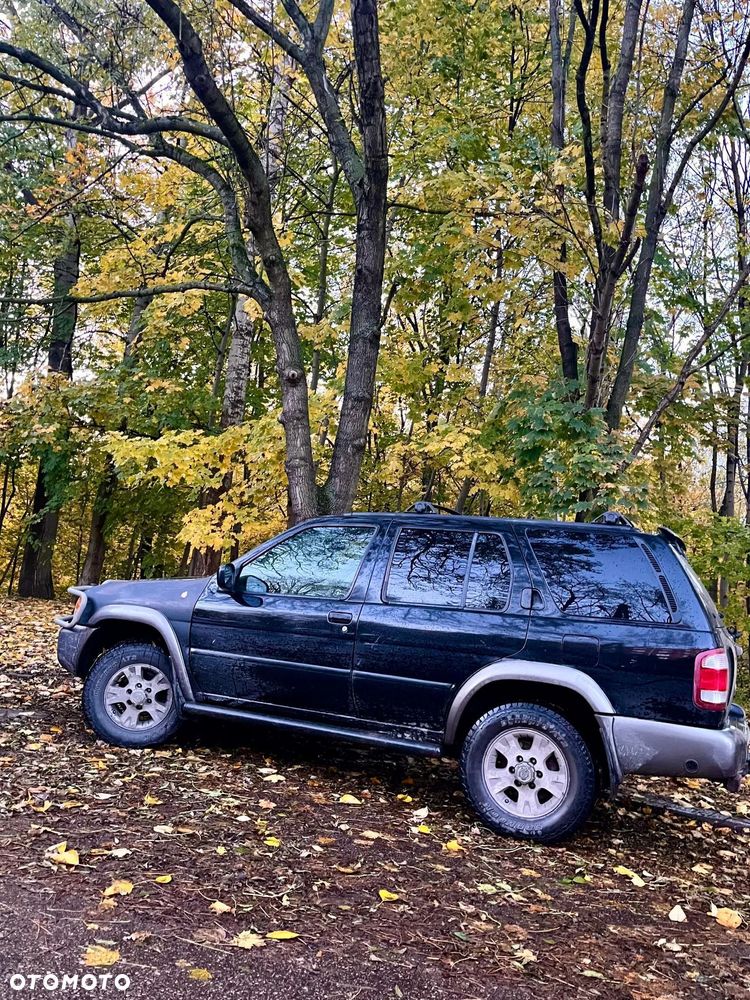 Nissan Pathfinder - 13