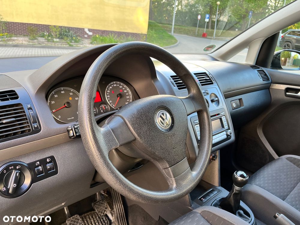 Volkswagen Touran 1.6 Trendline - 17