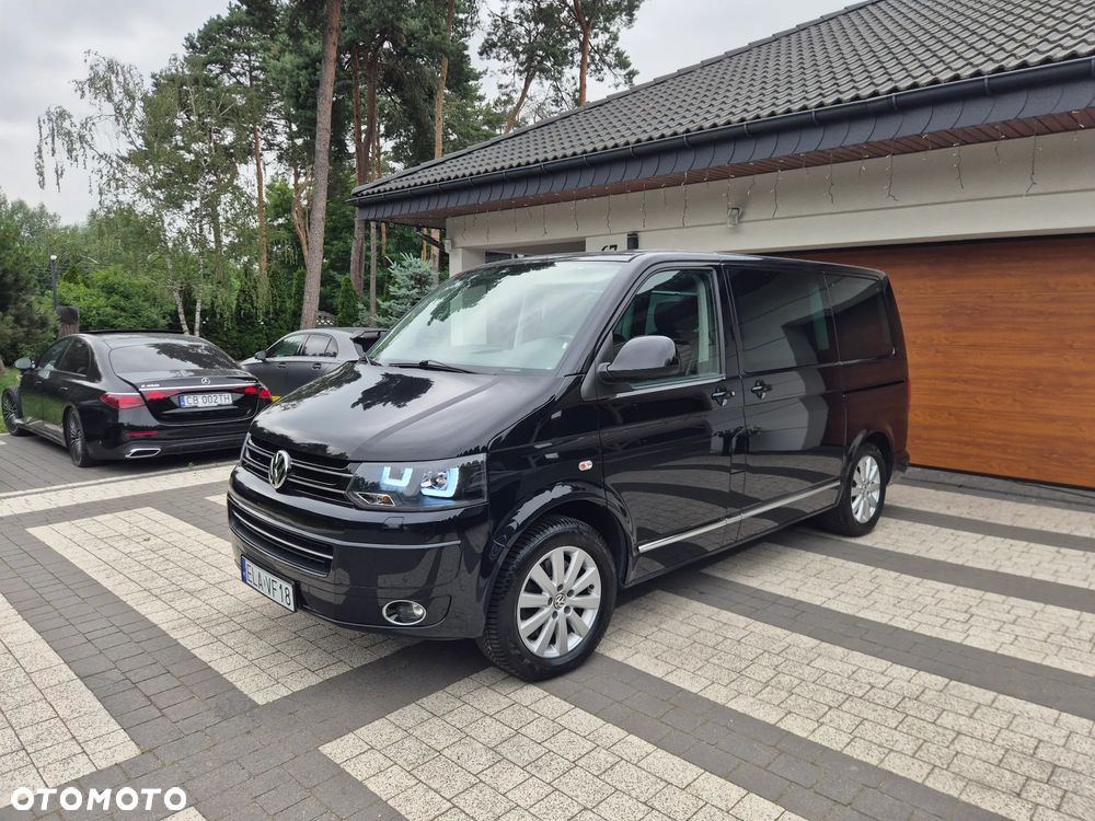 Volkswagen Multivan - 1
