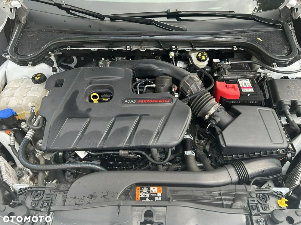 Ford Focus - 25