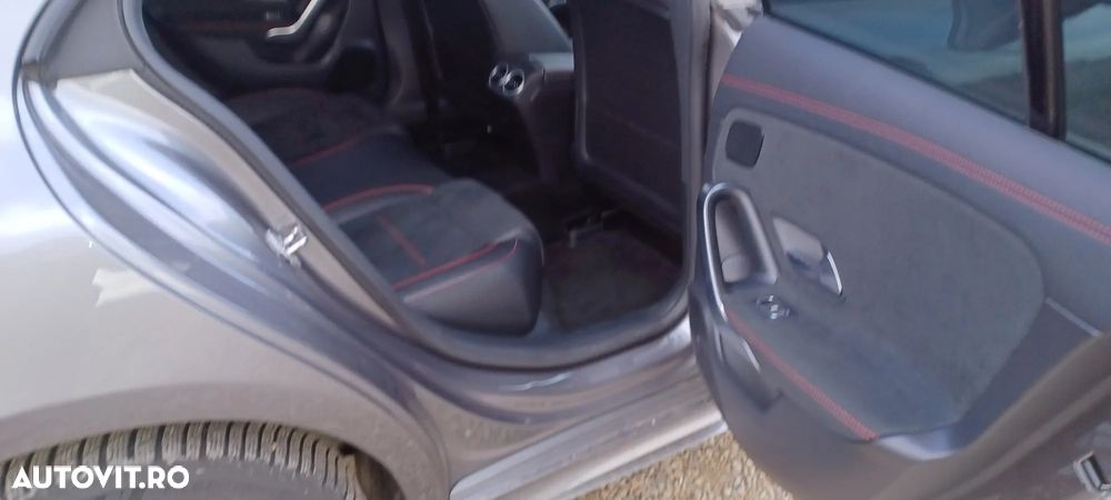 Mercedes-Benz CLA 220 - 10