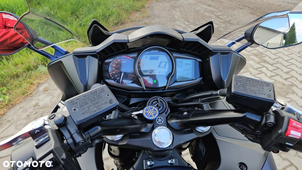 Yamaha FJR - 25