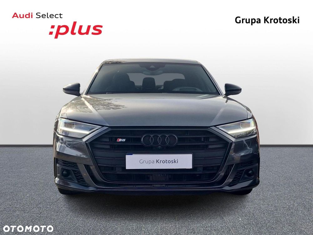 Audi S8 - 8