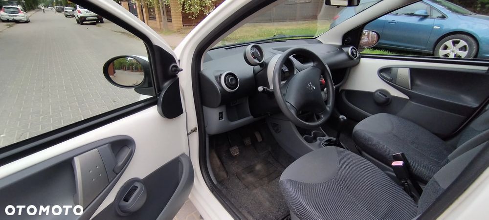 Peugeot 107 - 5