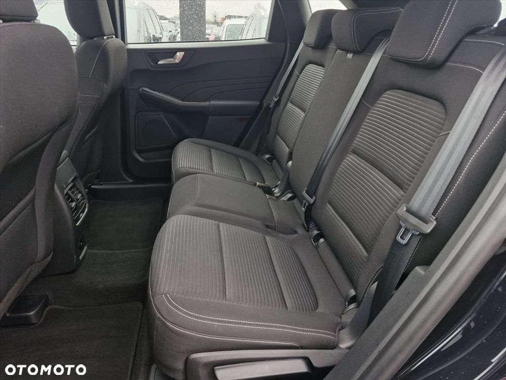 Ford Kuga 2.5 FHEV FWD Titanium - 9