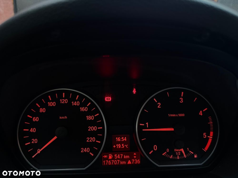 BMW Seria 1 118d - 12