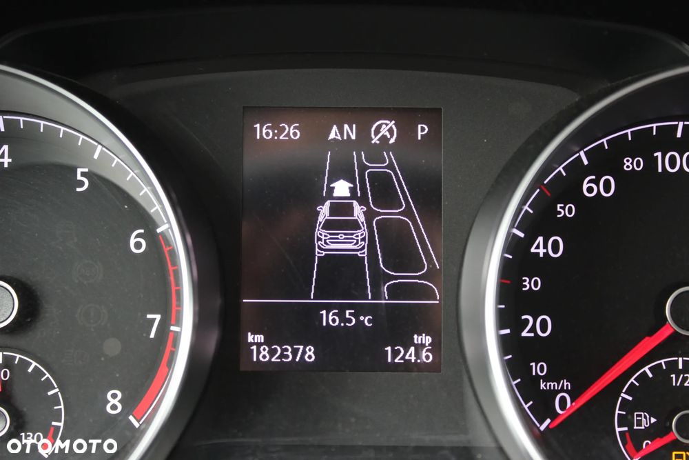 Volkswagen Golf Sportsvan 1.4 TSI (BlueMotion Technology) DSG Highline - 36