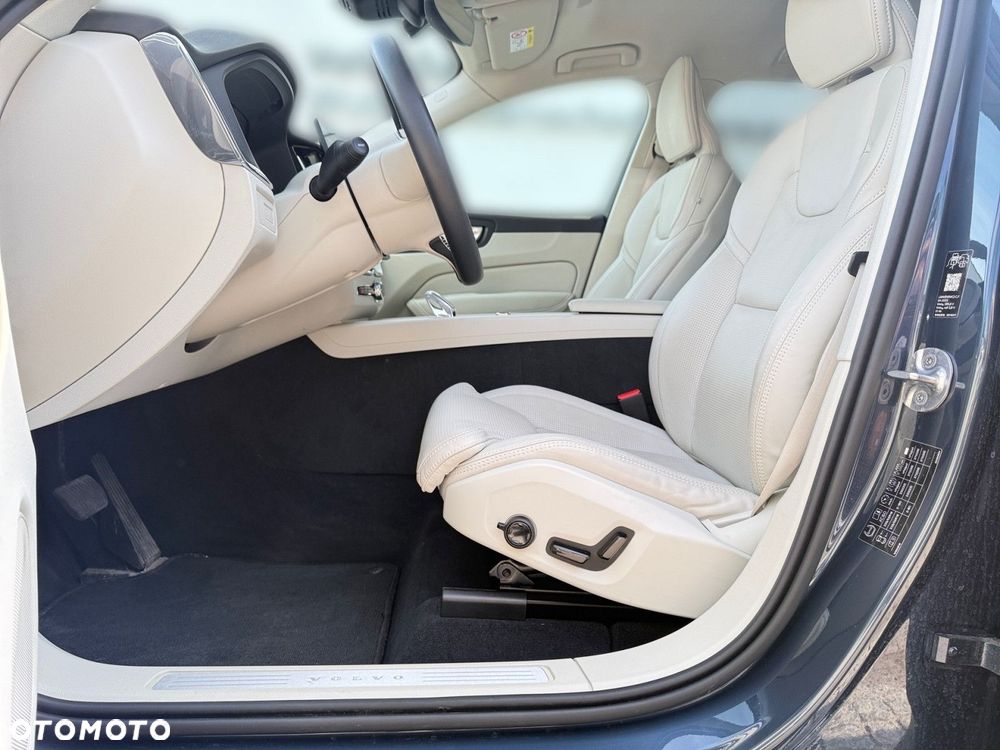 Volvo XC 60 - 12