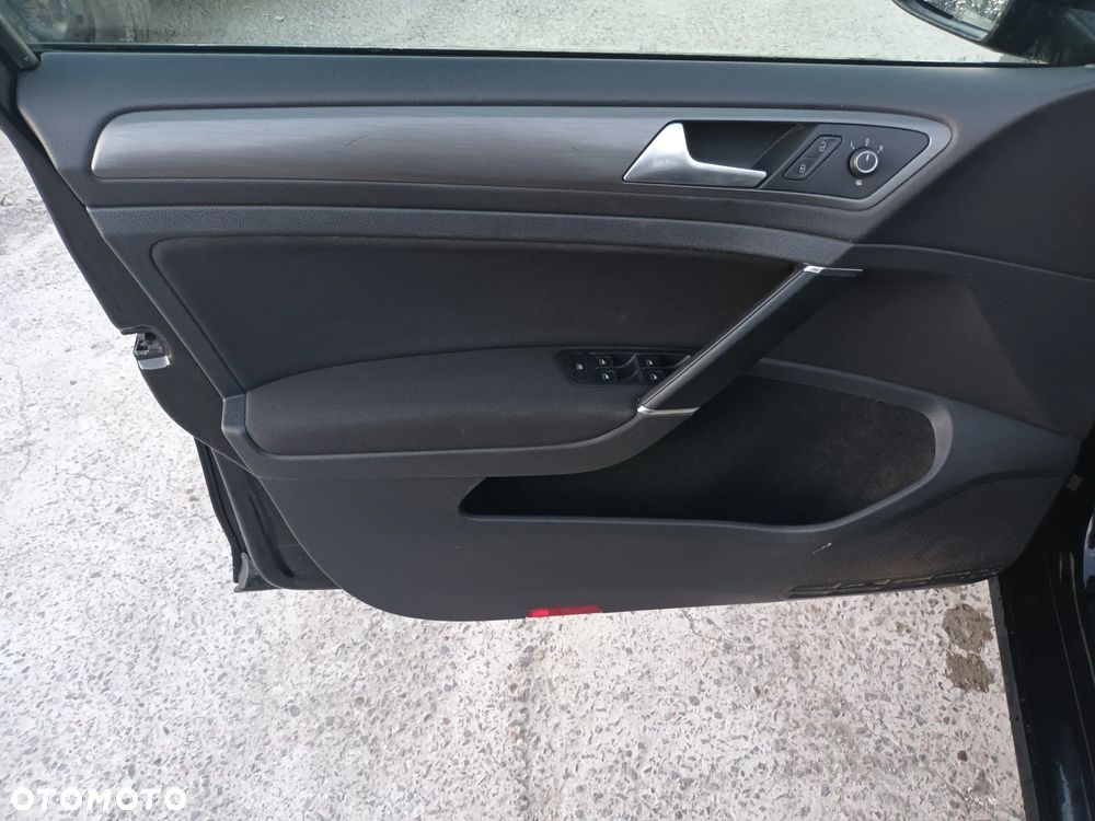 Volkswagen Golf 2.0 BlueTDI DSG Comfortline - 18