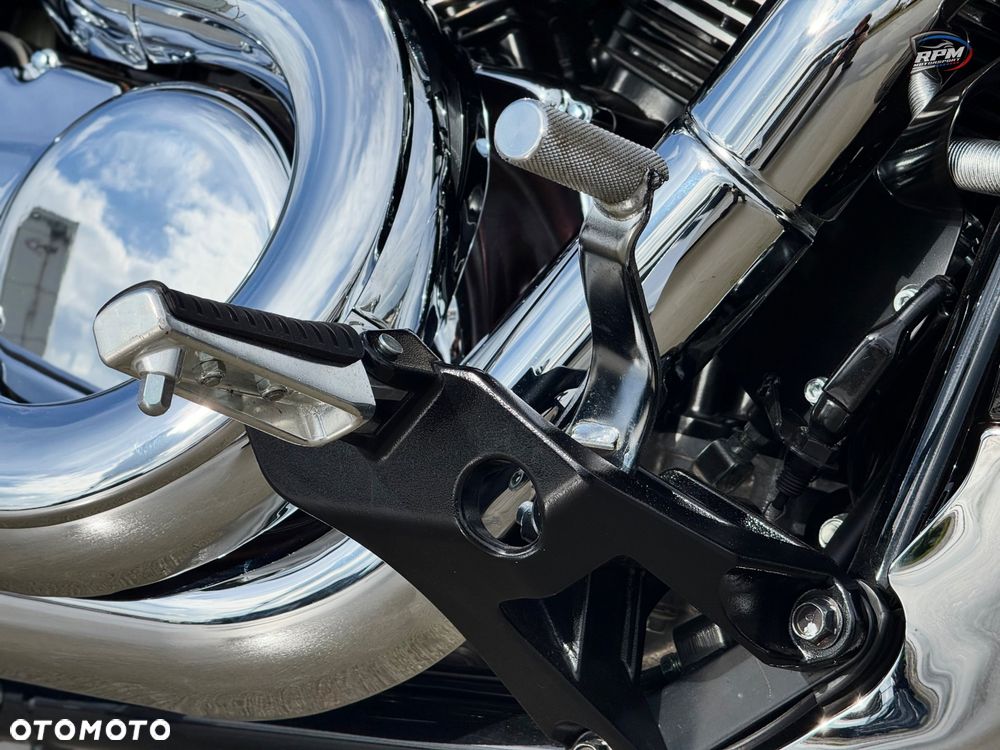 Suzuki Boulevard - 15