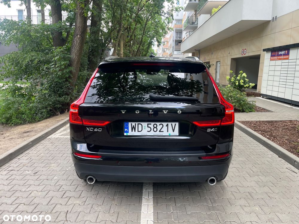 Volvo XC 60 B4 D AWD Momentum Pro - 5