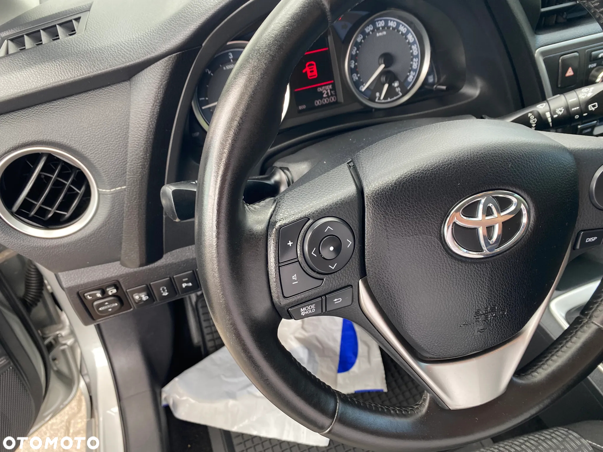 Toyota Auris - 20