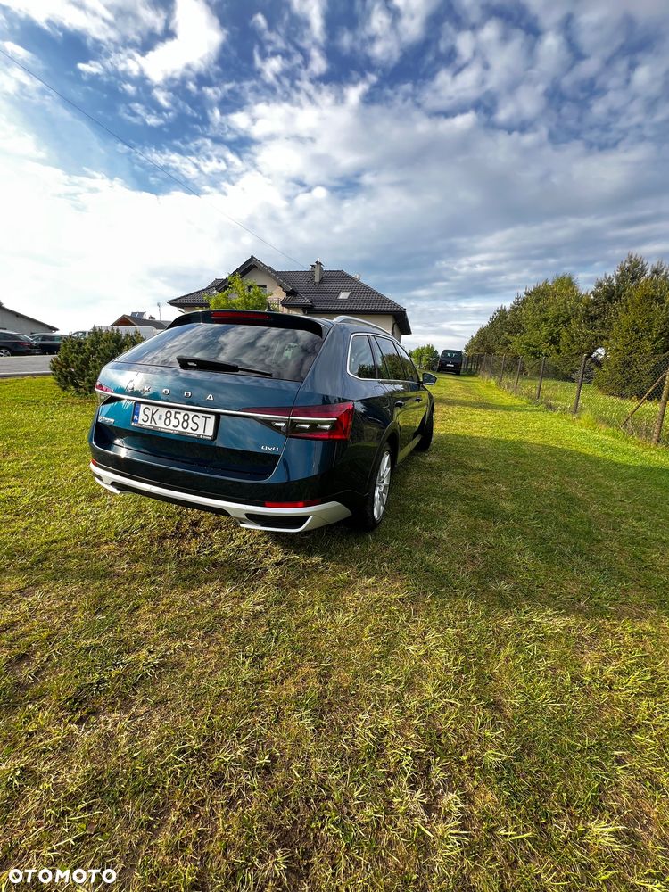 Skoda Superb 2.0 TSI 4x4 Scout DSG - 10