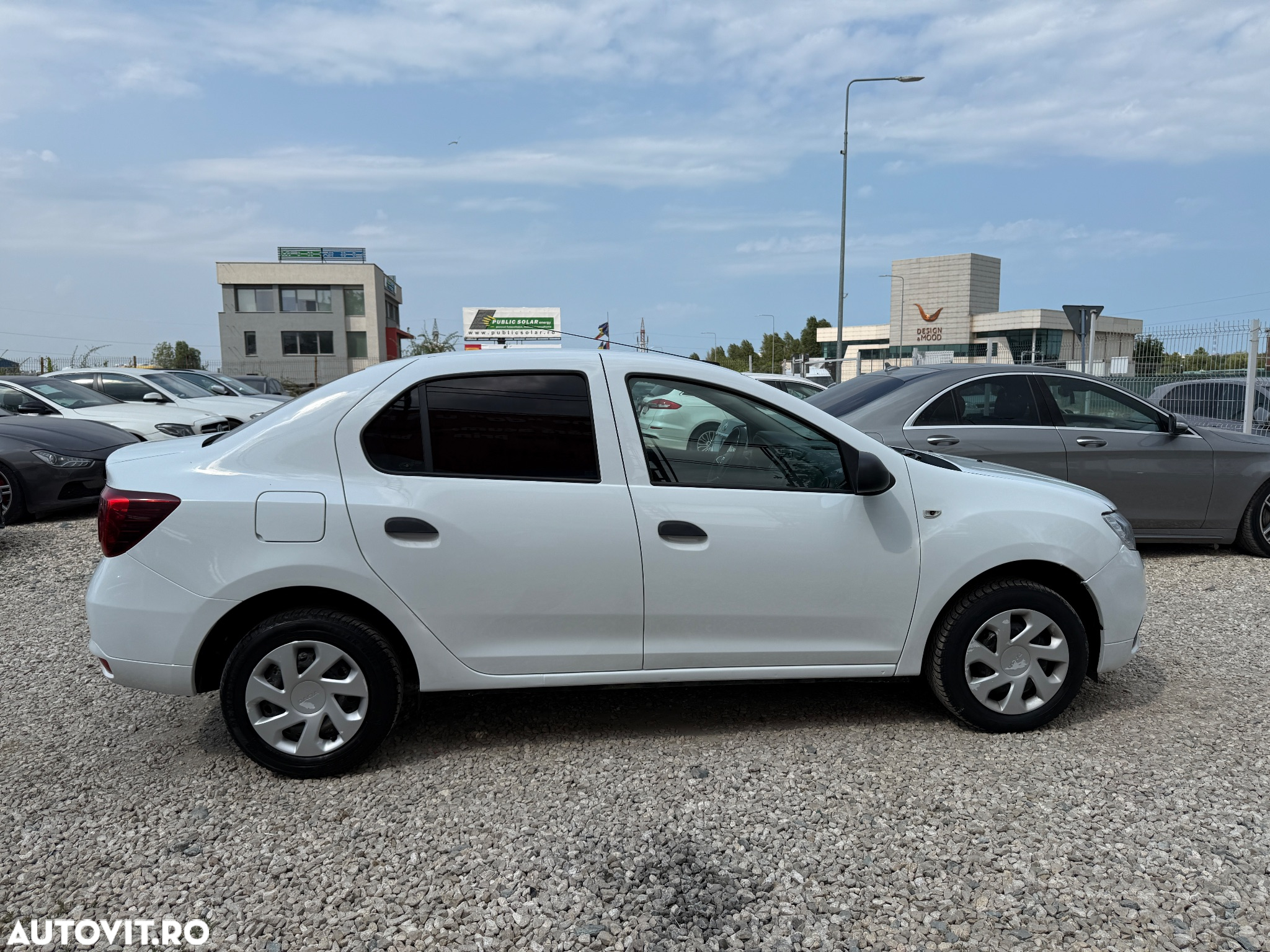 Dacia Logan 1.5 Blue dCi Laureate - 9