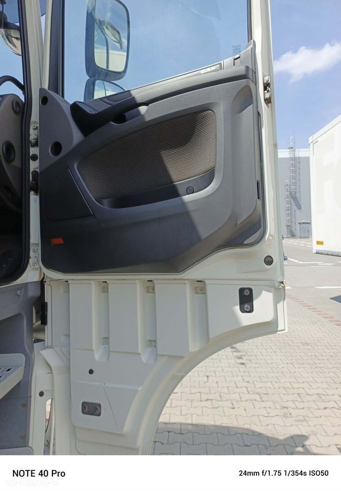 DAF XF - 7